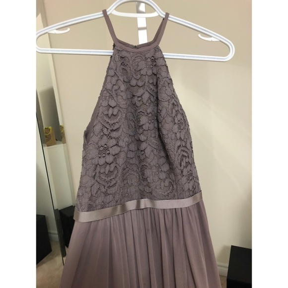 SIZE 2 DAVIDS BRIDAL OPEN BACK DRESS - Picture 4 of 6